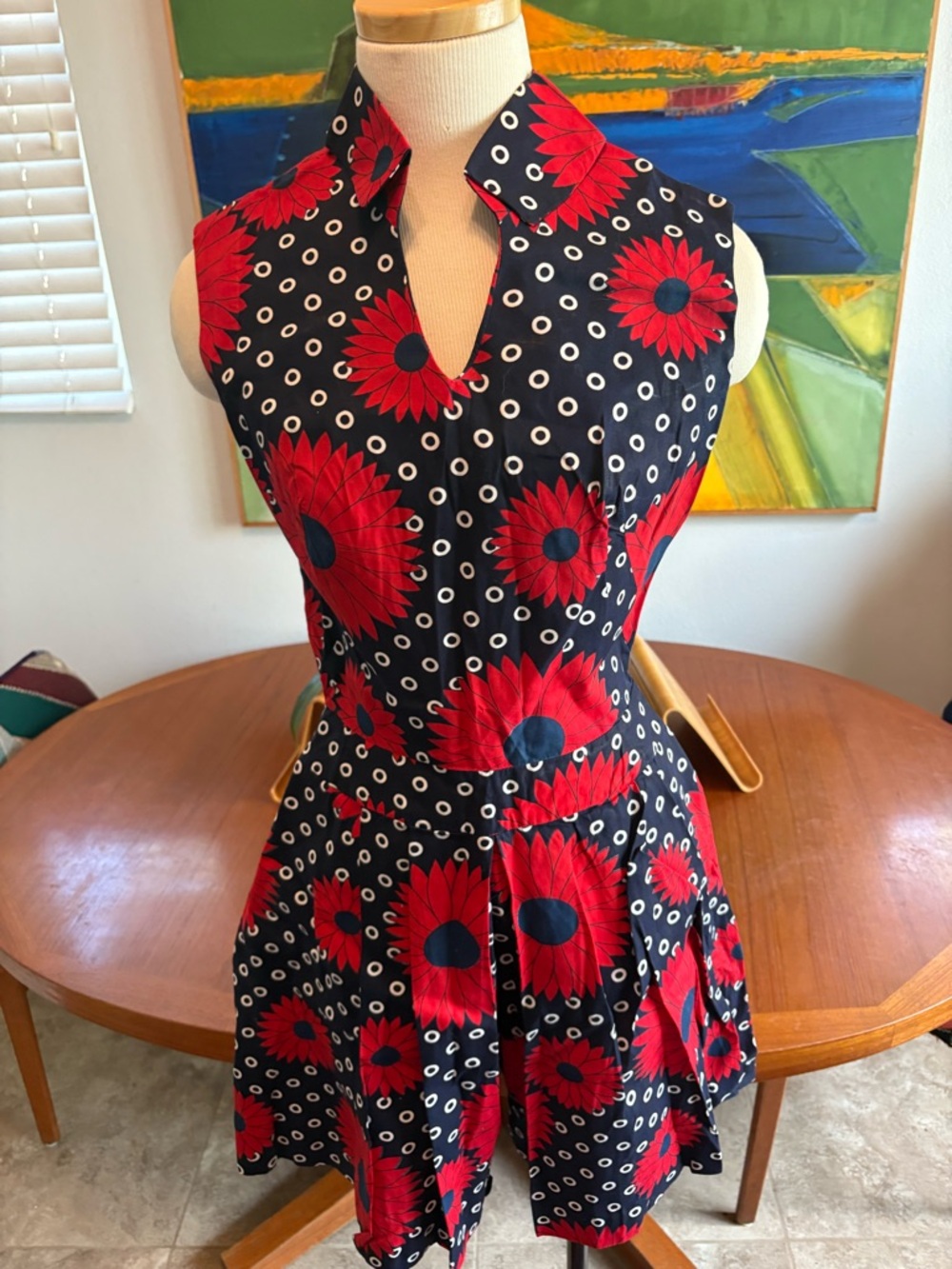 Vintage 60s Sleeveless Navy Playsuit with Red Floral Print - Picture 6 of 12
